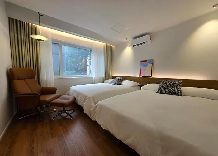 New Serene Hongdae Gardensuite, 5min From Arex *