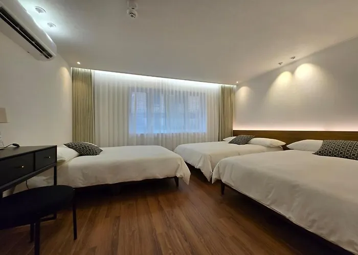 New Serene Hongdae Gardensuite, 5min From Arex 아파트