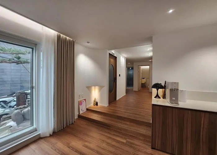 New Serene Hongdae Gardensuite, 5min From Arex * 서울특별시