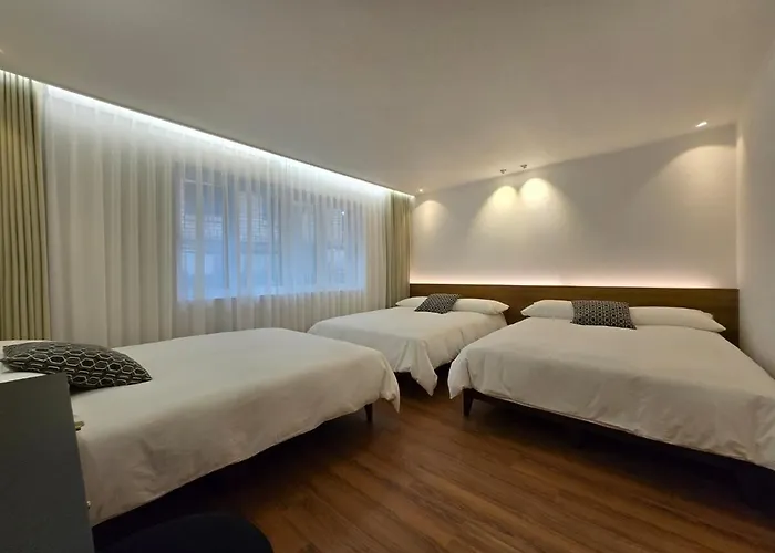 New Serene Hongdae Gardensuite, 5min From Arex 아파트