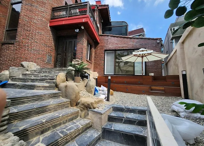 아파트 New Serene Hongdae Gardensuite, 5min From Arex
